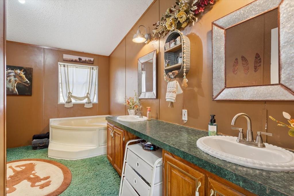 S1849 RIVER VALLEY EST - Residential