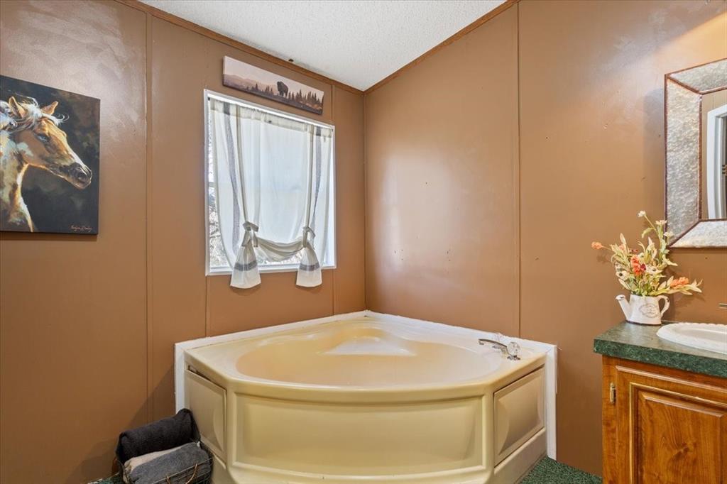 S1849 RIVER VALLEY EST - Residential