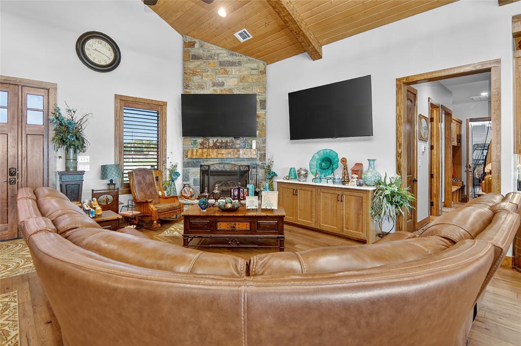 NA - Commercial Sale