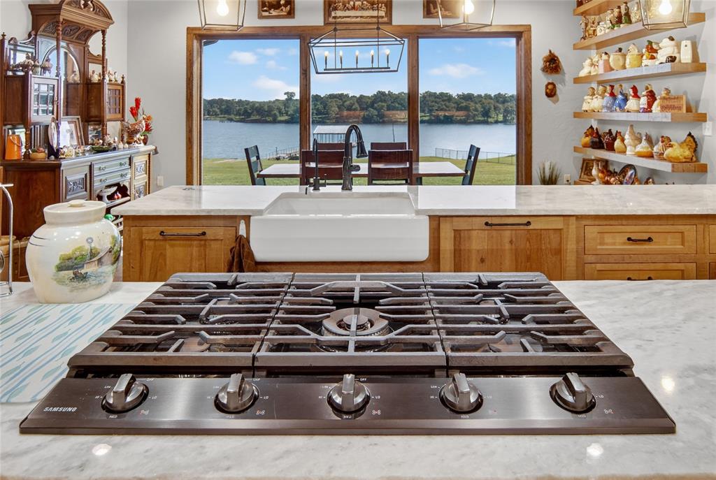 NA - Commercial Sale