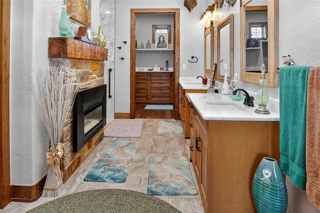 NA - Commercial Sale