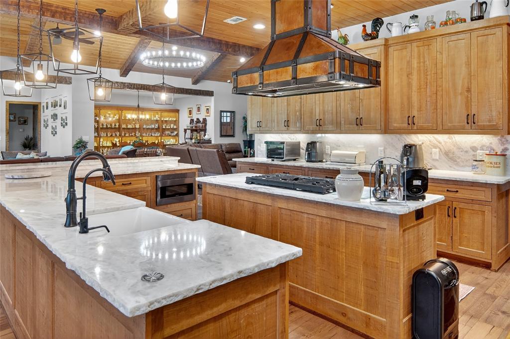 NA - Commercial Sale