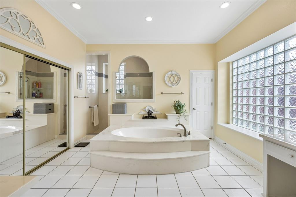 Royal Lane Village - Residential