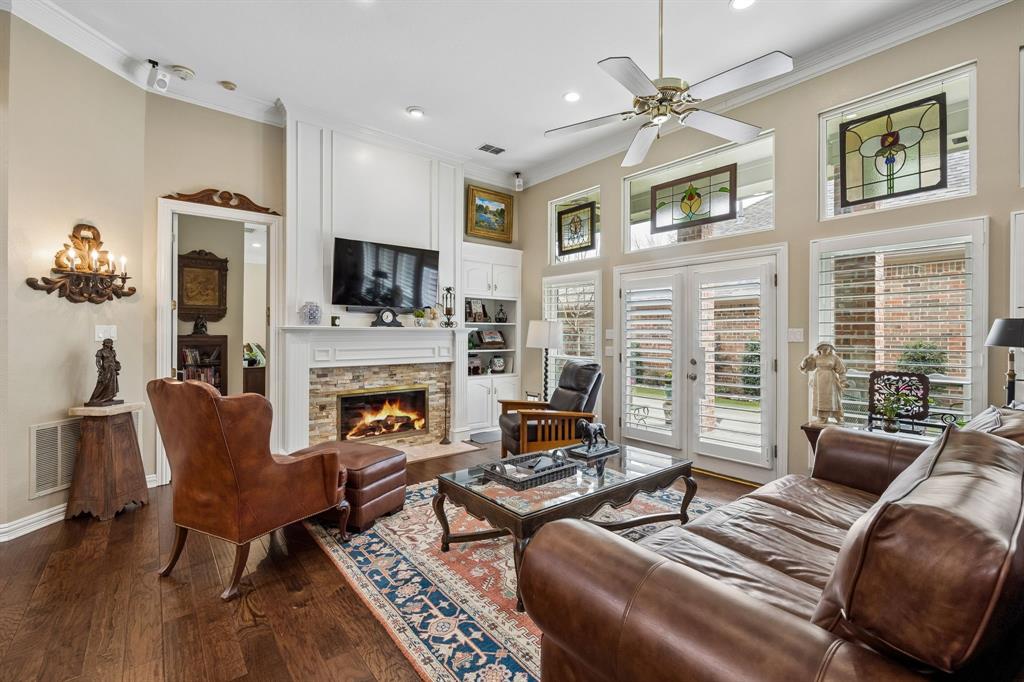 Royal Lane Village - Residential