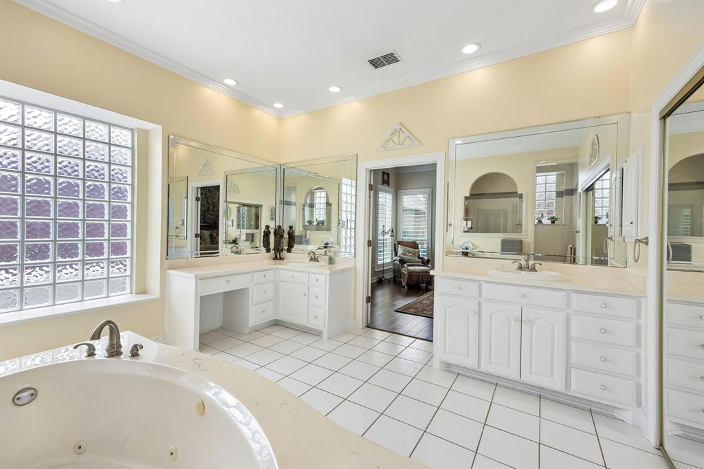 Royal Lane Village - Residential