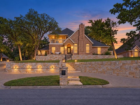Photo of 3509 Brentwood Drive, Colleyville, TX 76034 (MLS # 21367786)