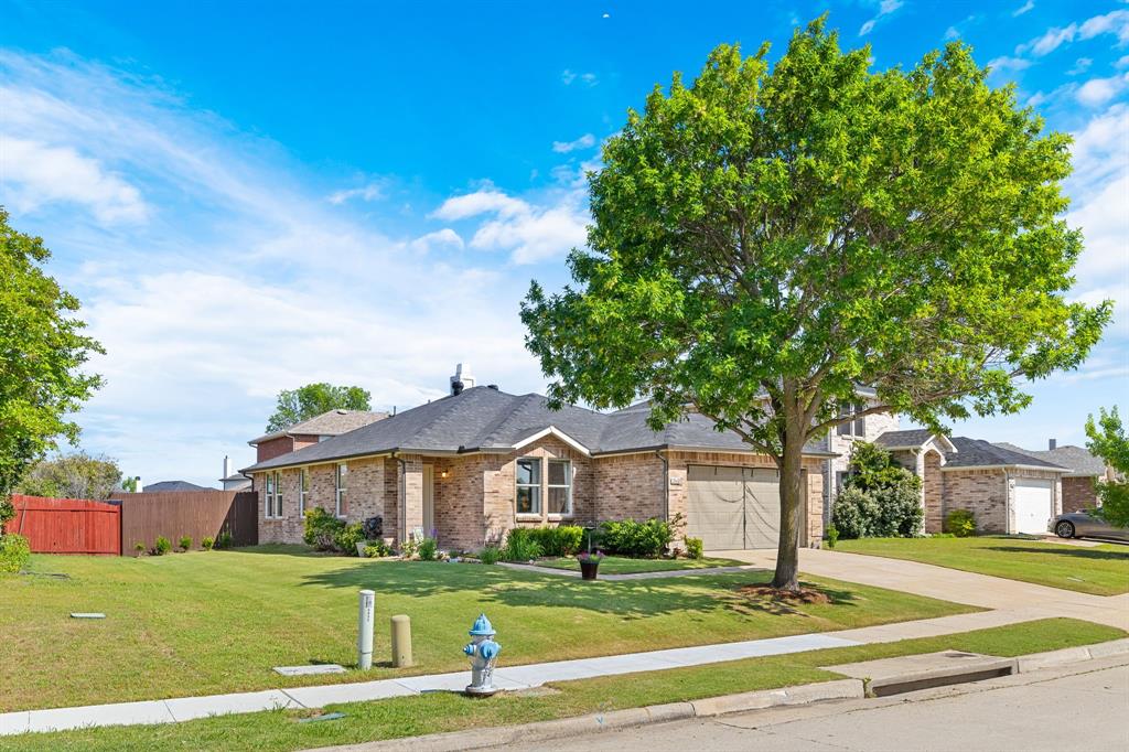 2633 Harbor Lights Drive