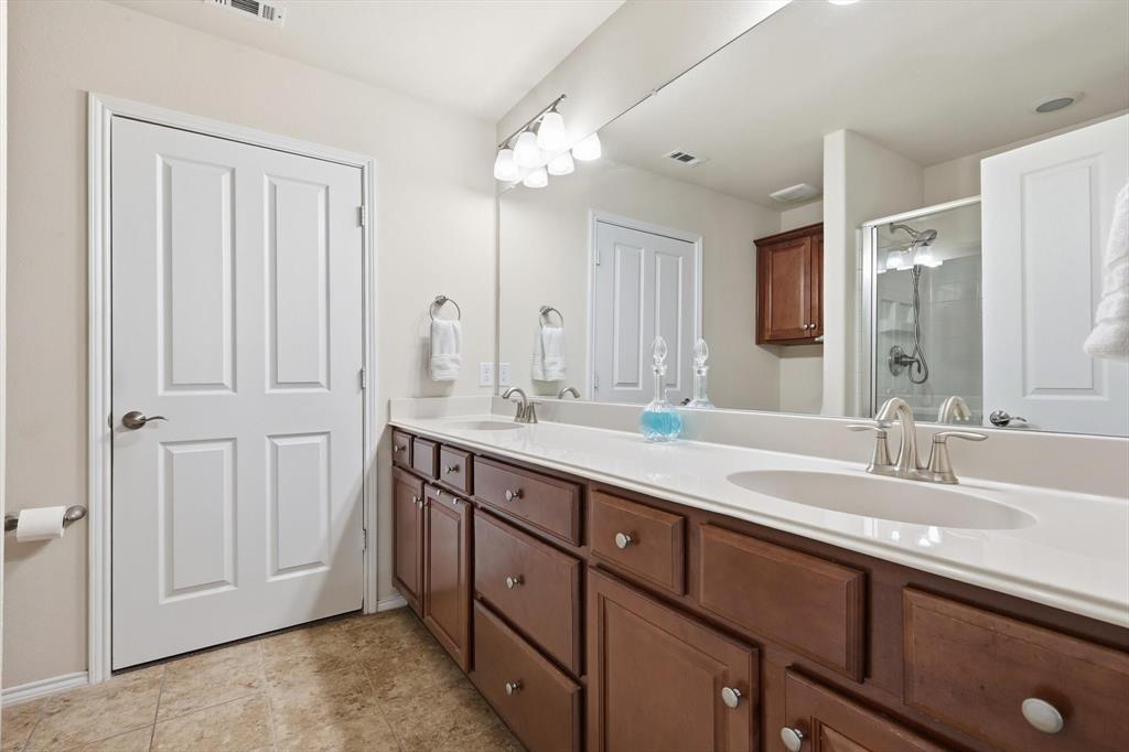 Frisco Lakes By Del Webb Villa - Residential