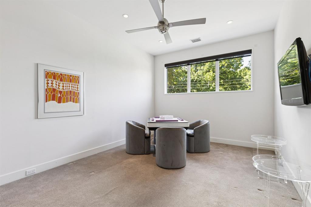 White Rock Hlnds - Residential