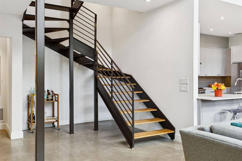 White Rock Hlnds - Residential