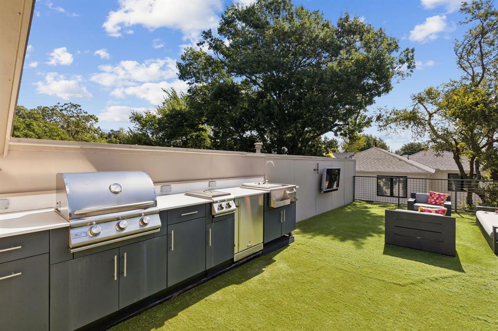 White Rock Hlnds - Residential