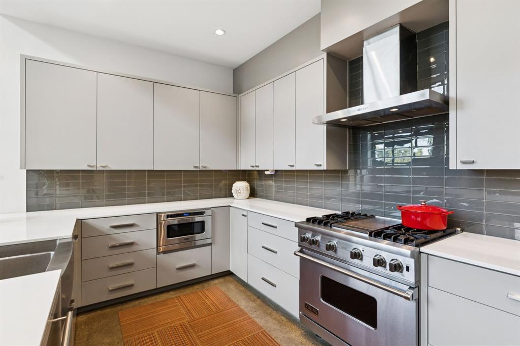 White Rock Hlnds - Residential