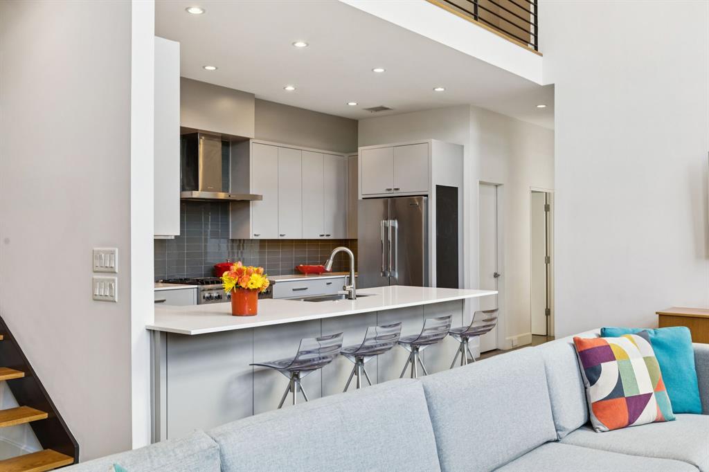 White Rock Hlnds - Residential