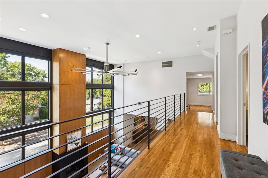 White Rock Hlnds - Residential