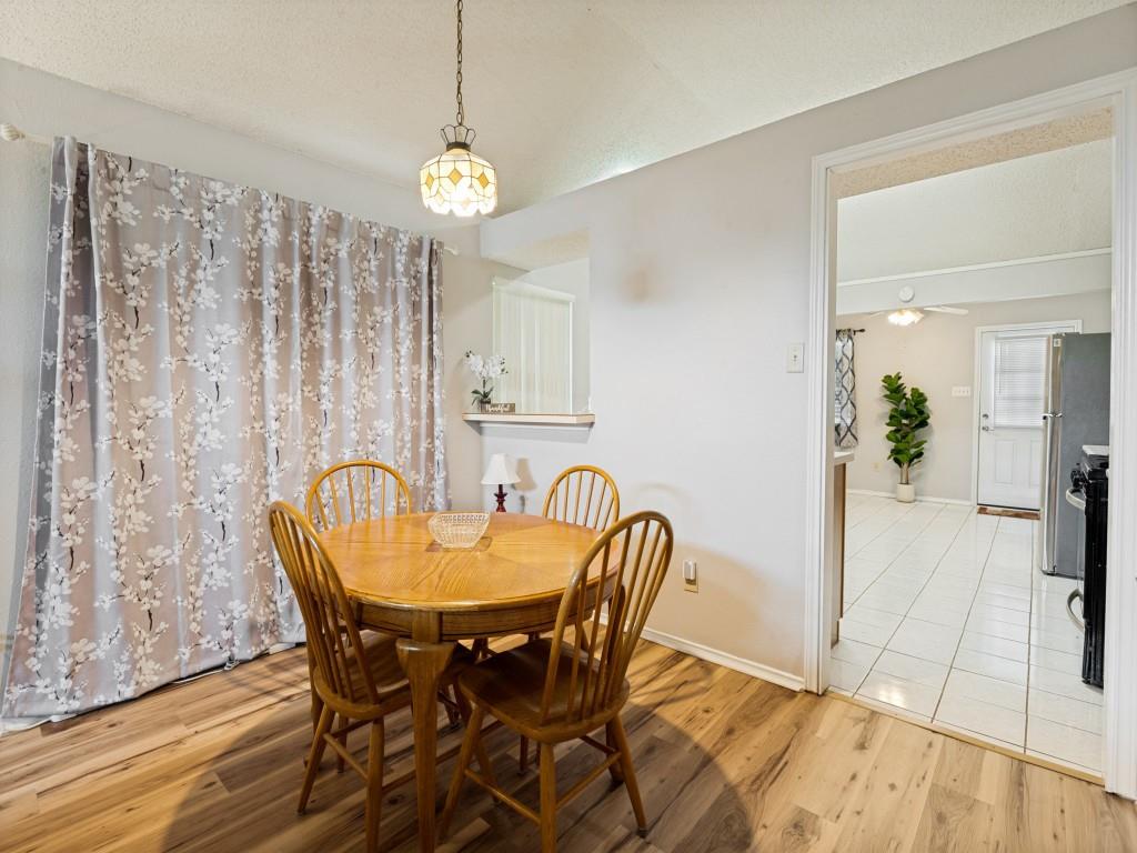 3605 Royal Valley Road