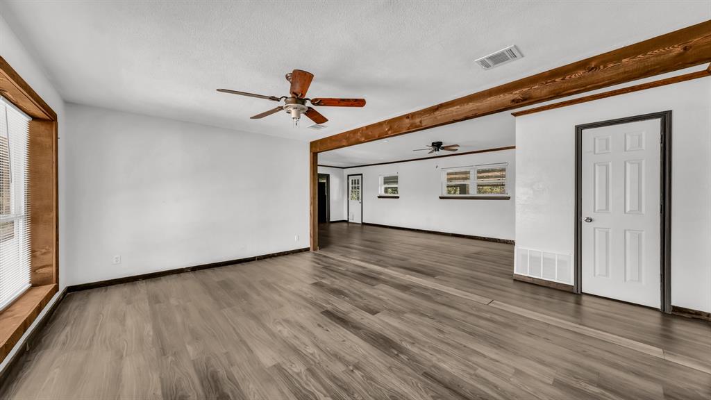 760 College Farm