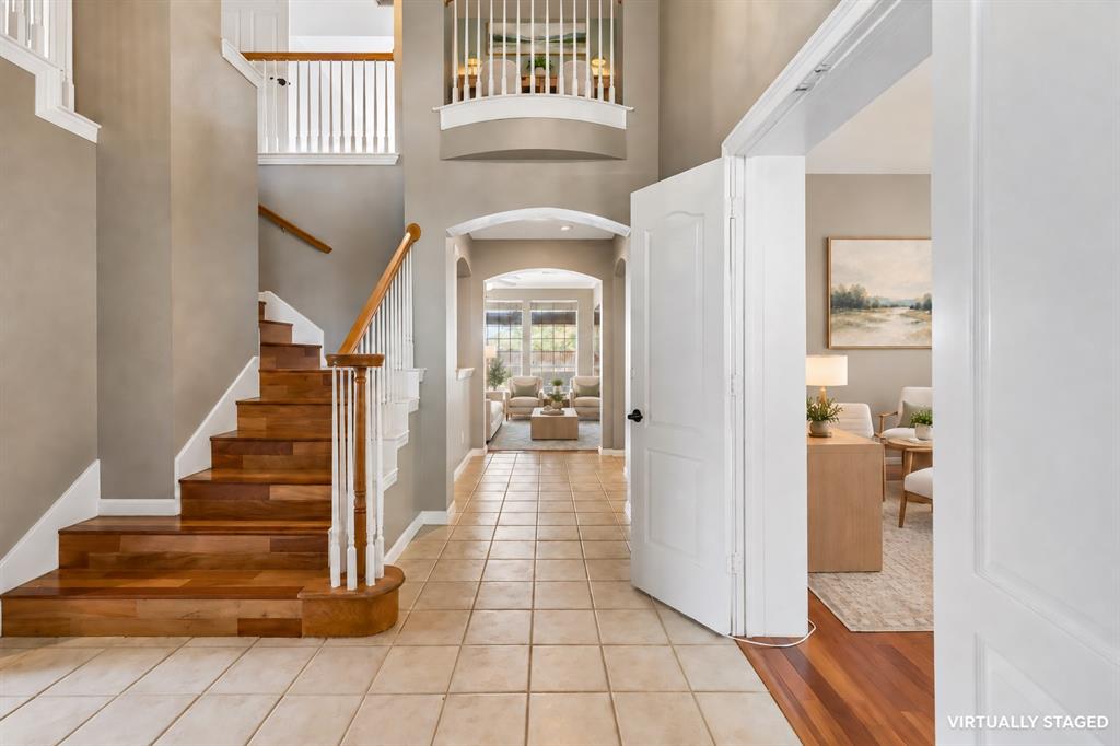 35 Creekside Drive
