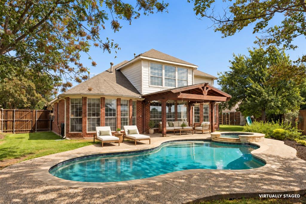 35 Creekside Drive