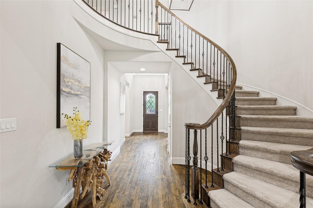 4400 Bristleleaf Lane
