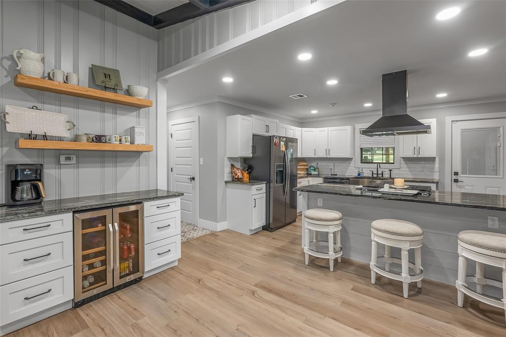 Chrislo - Residential