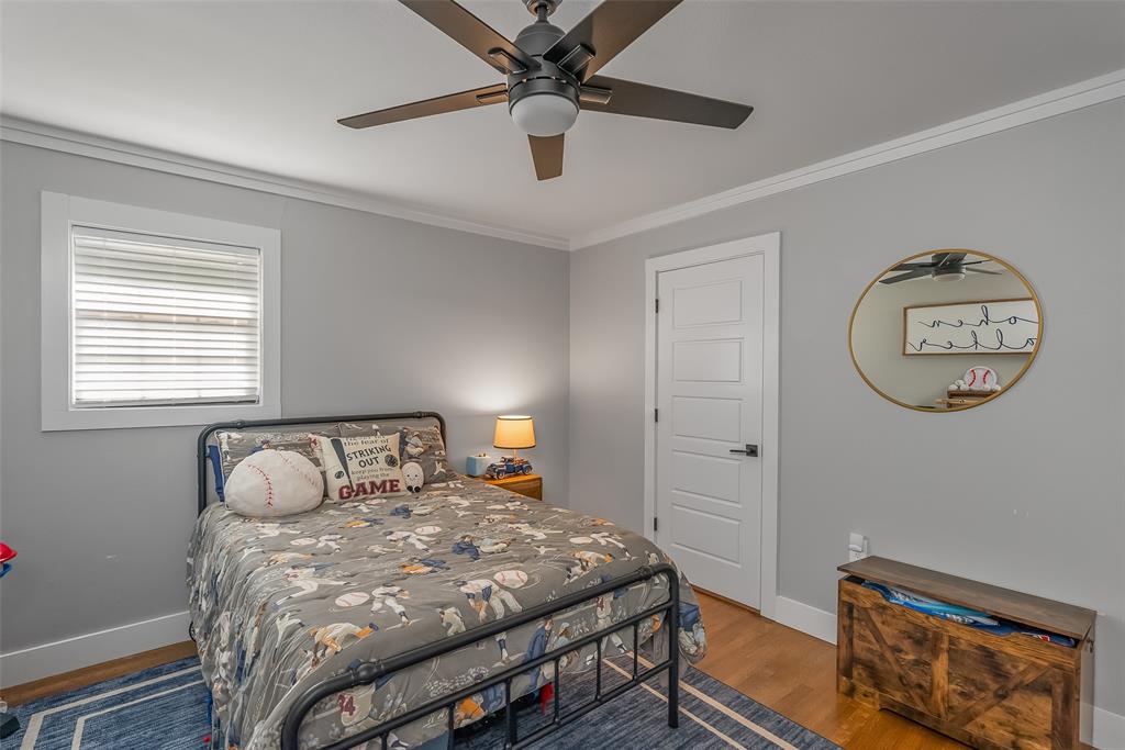 Chrislo - Residential