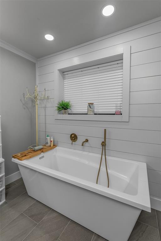 Chrislo - Residential