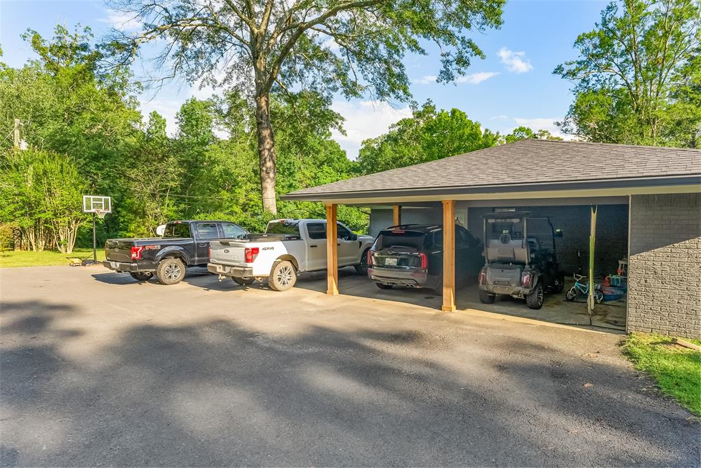 Chrislo - Residential