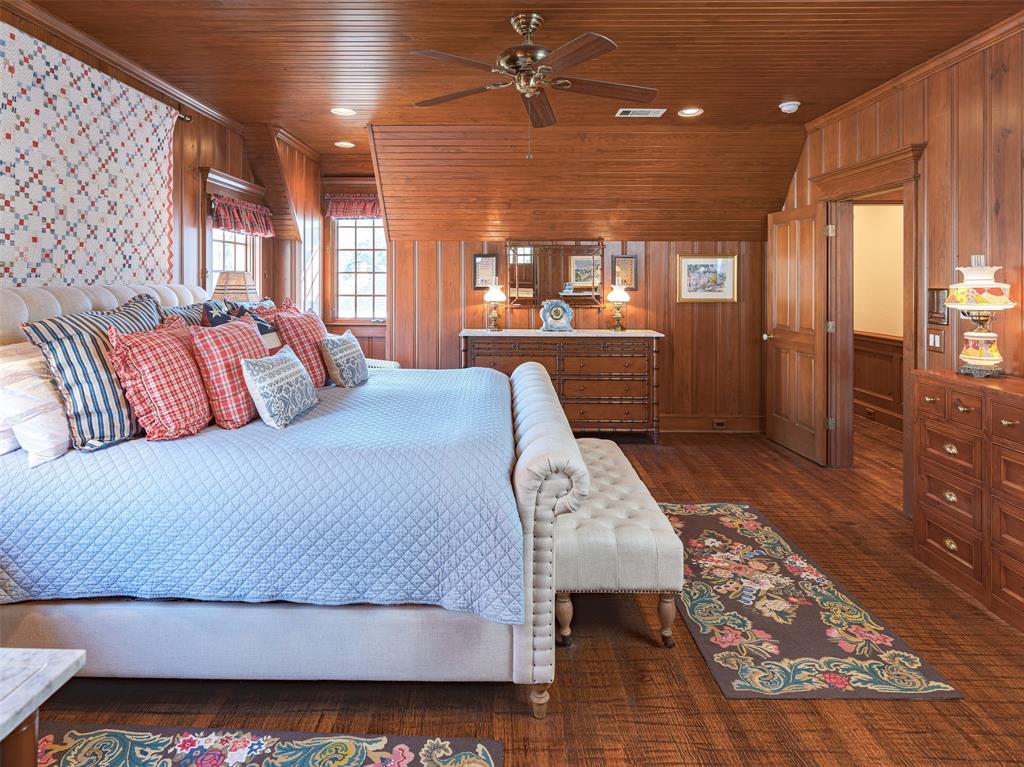 UNIVERSITY HEIGHTS - Residential