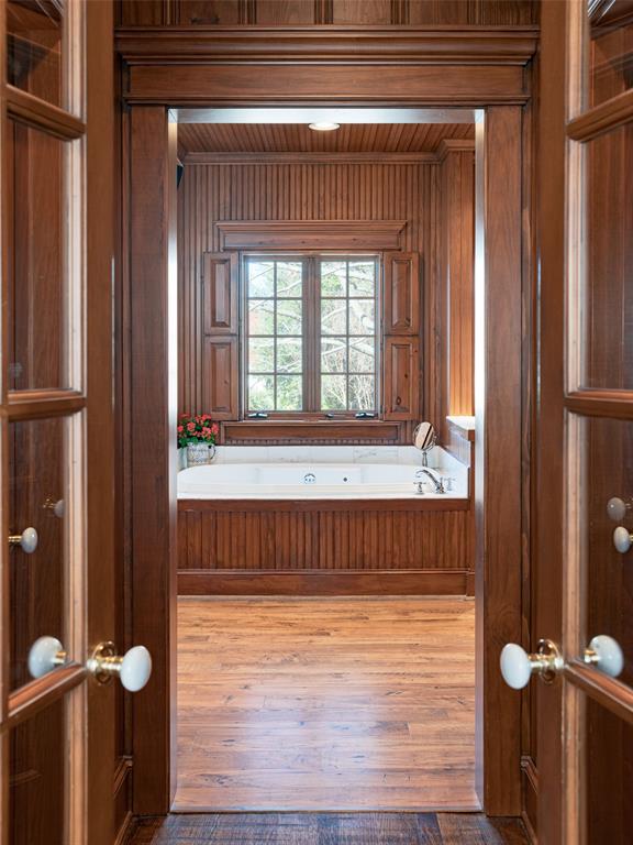 UNIVERSITY HEIGHTS - Residential