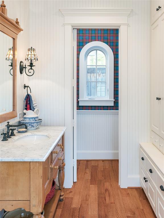 UNIVERSITY HEIGHTS - Residential