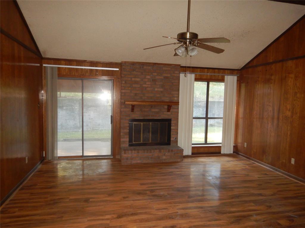 305 Hacienda Circle