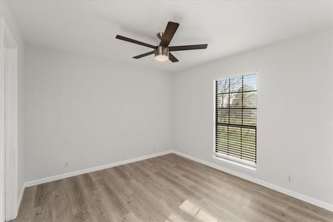 Tiny photo for 306 Lazy Cane Ranch Road, Trinidad, TX 75163 (MLS # 21197675)