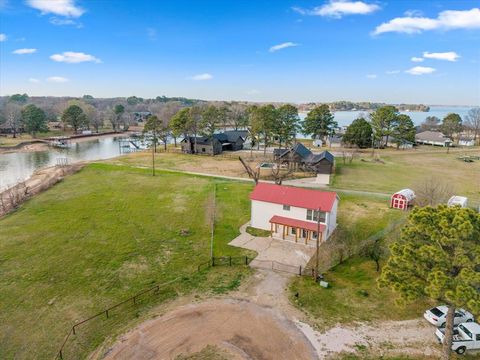 Photo of 306 Lazy Cane Ranch Road, Trinidad, TX 75163 (MLS # 21197675)