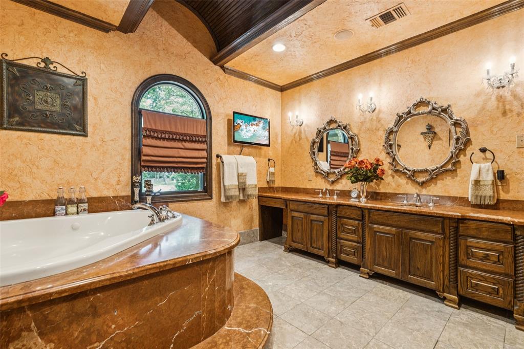 Clear Lake Country - Residential