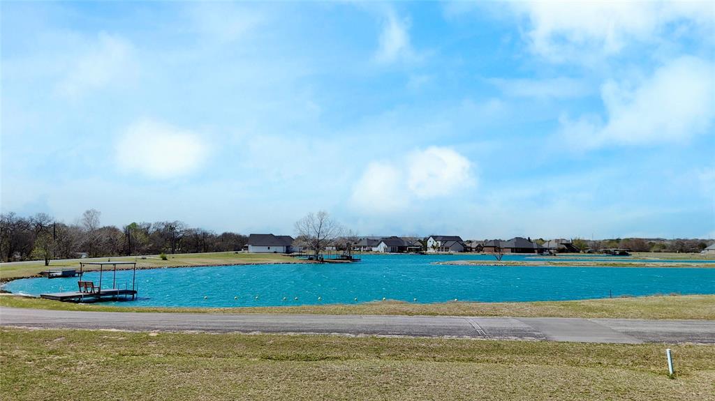 3901 Upper Lake Circle
