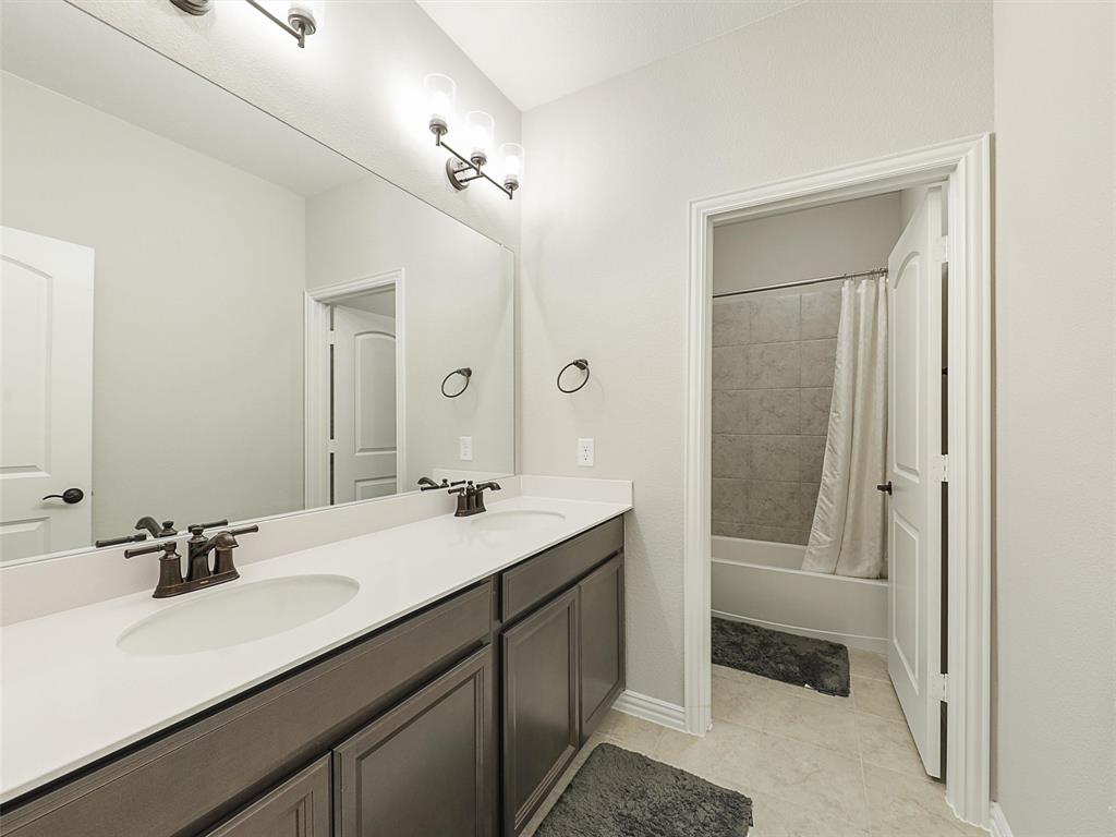 Anna Crossing Ph 8 - Residential