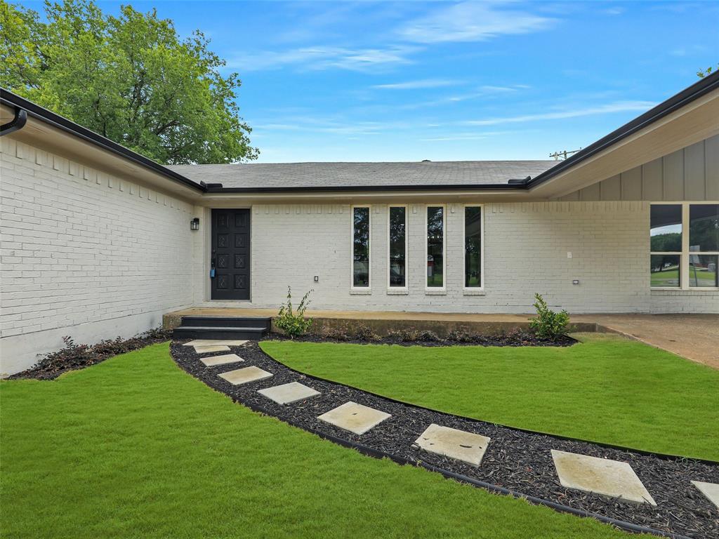 16 Ila Drive