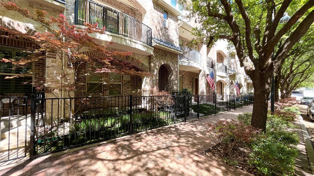 Meridian Square - Residential Lease