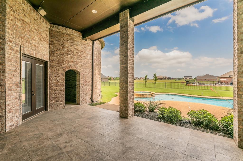 4411 Lake Breeze Drive