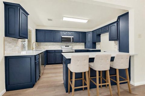 Tiny photo for 2033 Durham Street, Irving, TX 75062 (MLS # 21179761)