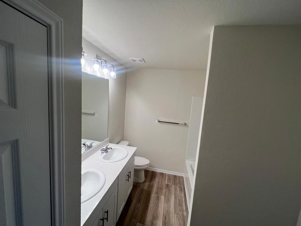 Elizabeth Crk Alpha Ranch - Residential