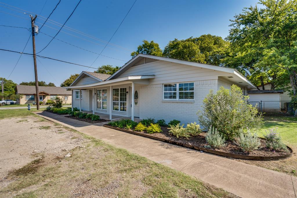 M F Hawkins - Residential Lease