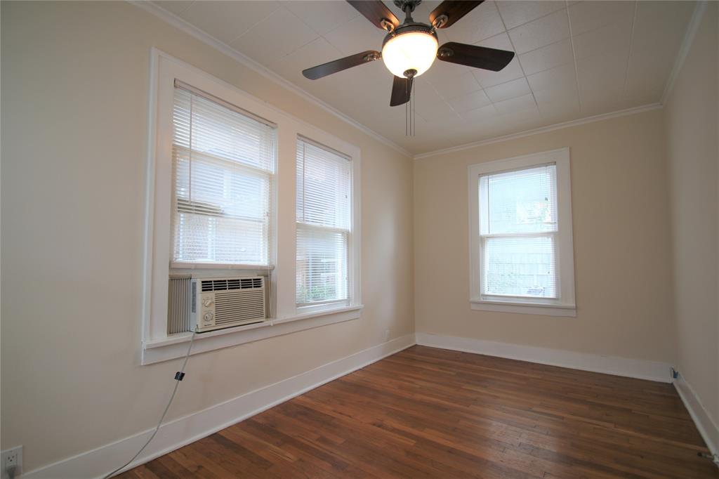 Chamberlain Arlington Heights 1st - Residential Lease