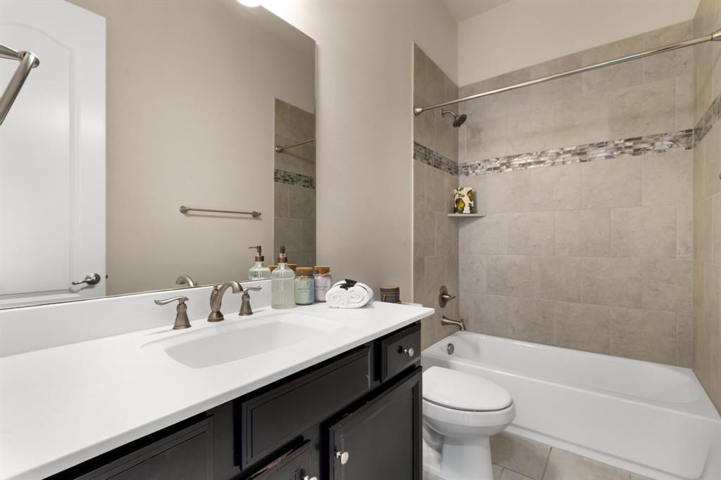 The Manors At Vista Ridge I Ad - Residential