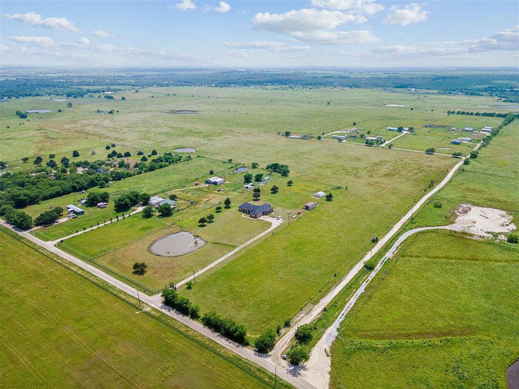 9152 County Road 408a