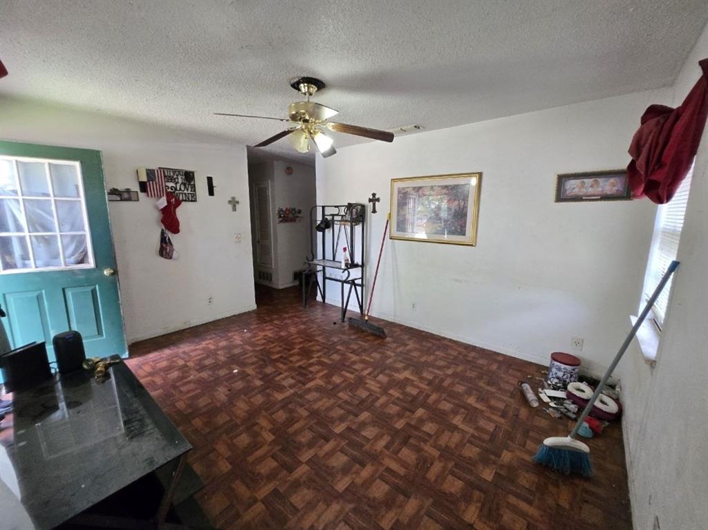 1607 Covington Street