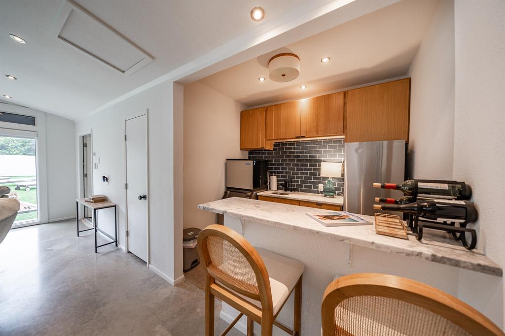 Elm Place Of H Ward - Residential