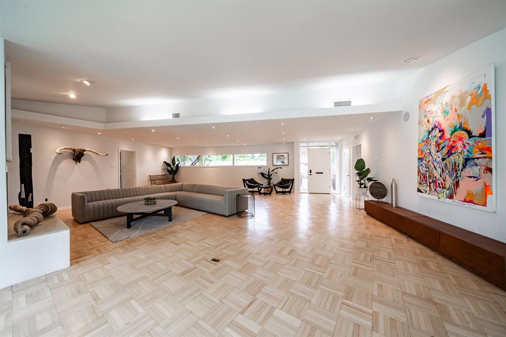 Elm Place Of H Ward - Residential