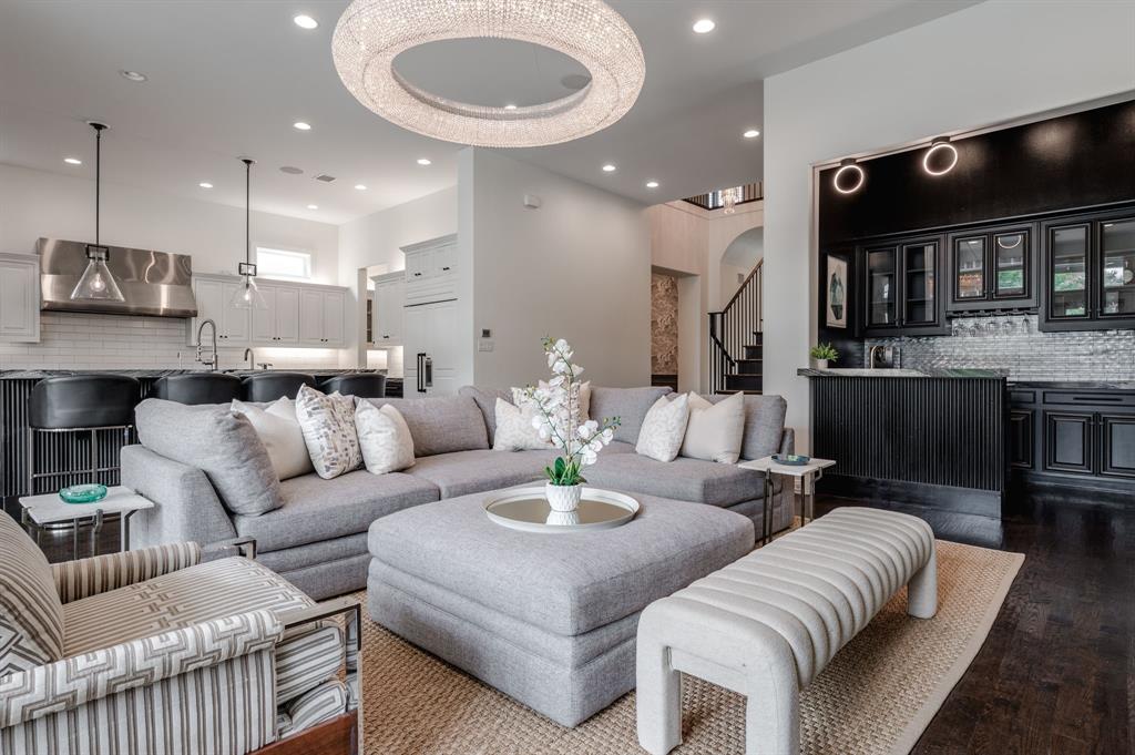 Linwood Place - Residential