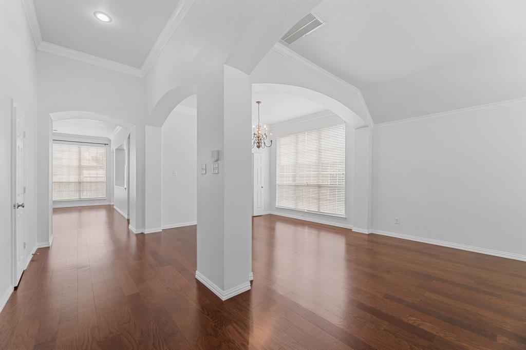 1716 Yarmouth Lane